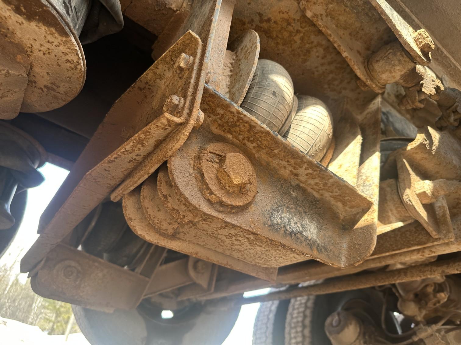 1998 Mack Cl713 Quad Axle Dump Truck