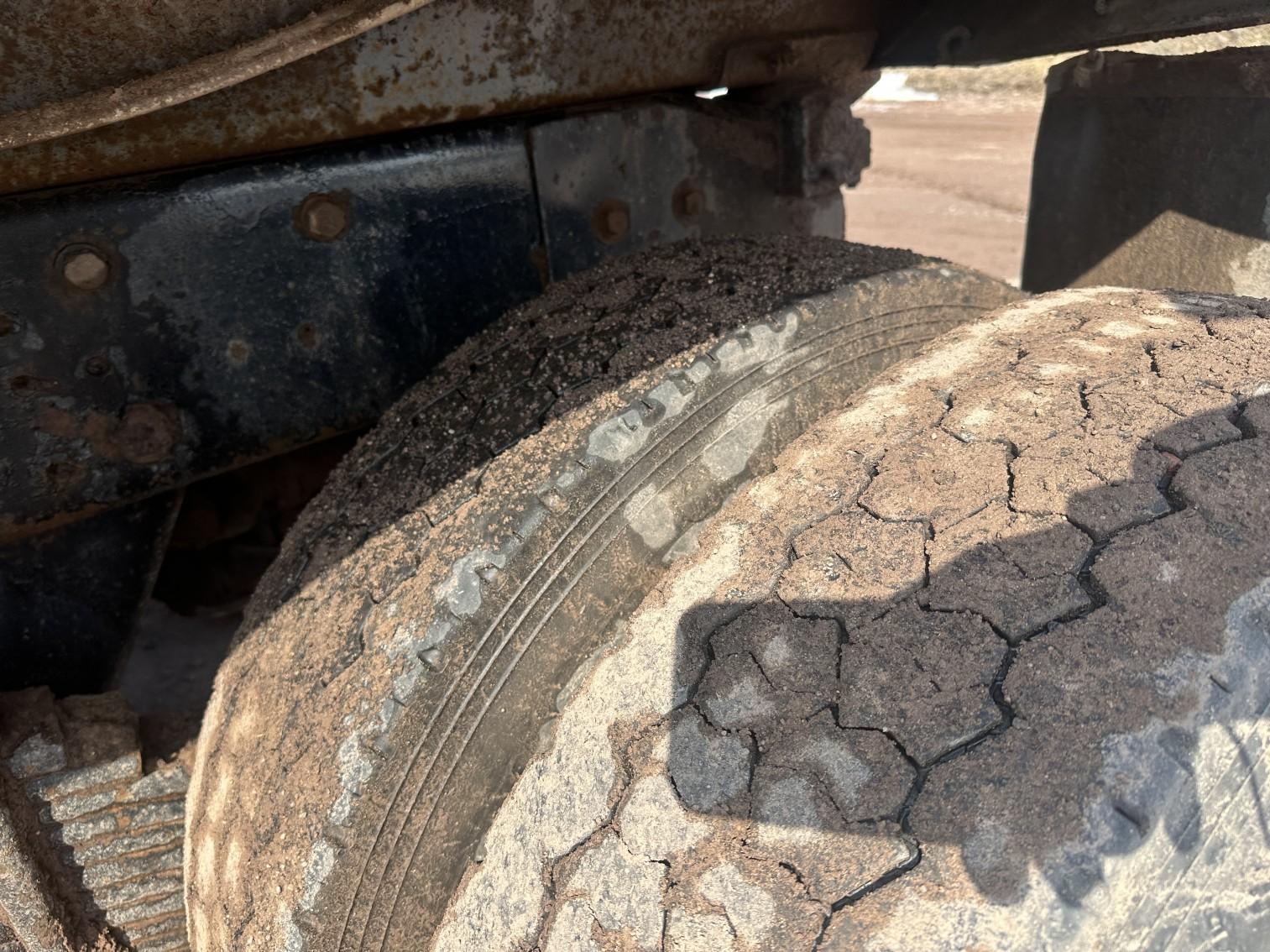 1998 Mack Cl713 Quad Axle Dump Truck