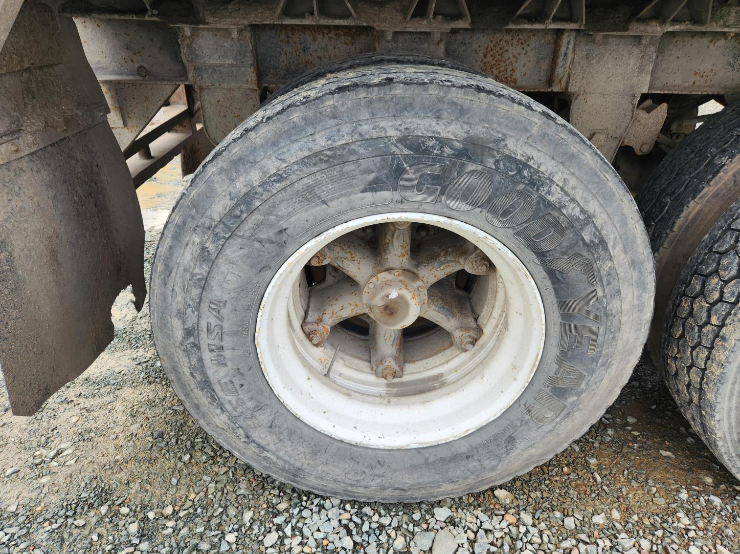 1994 Fabrex 53' Walking Floor Trailer
