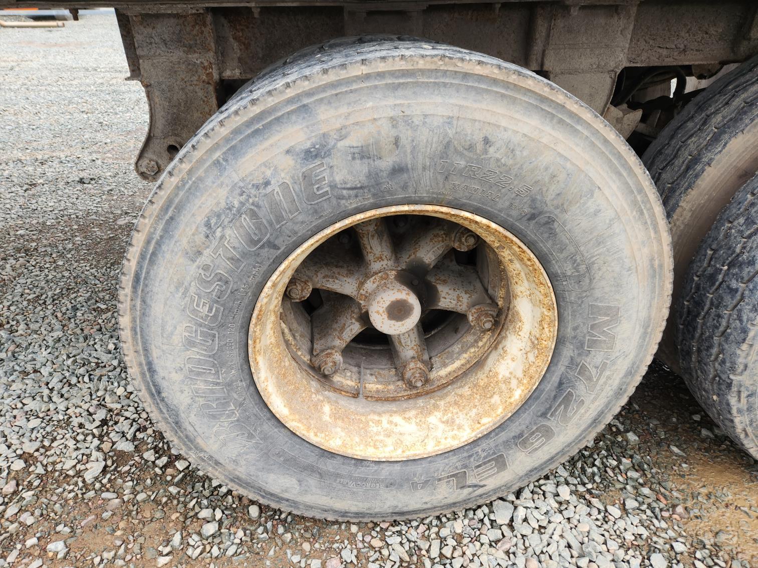 1994 Fabrex 53' Walking Floor Trailer