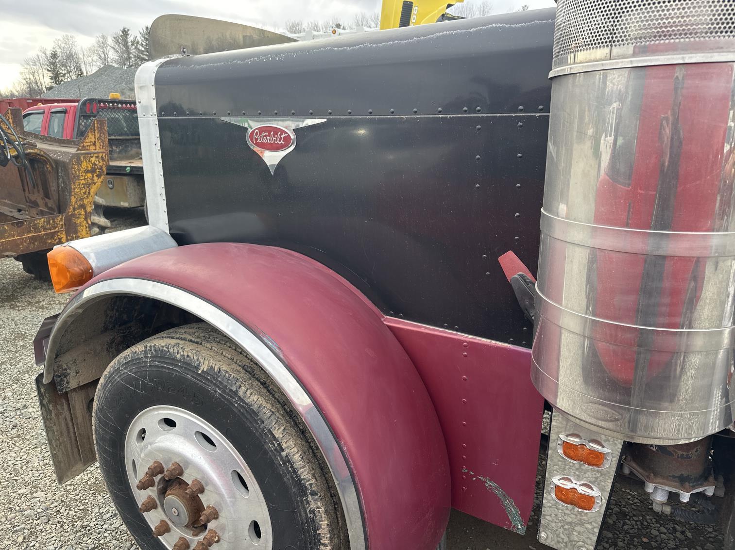 1993 Peterbilt 379 Day Cab Truck Tractor