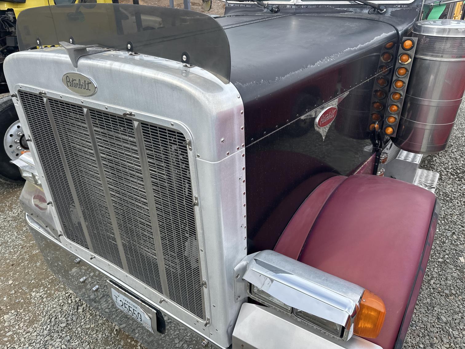 1993 Peterbilt 379 Day Cab Truck Tractor