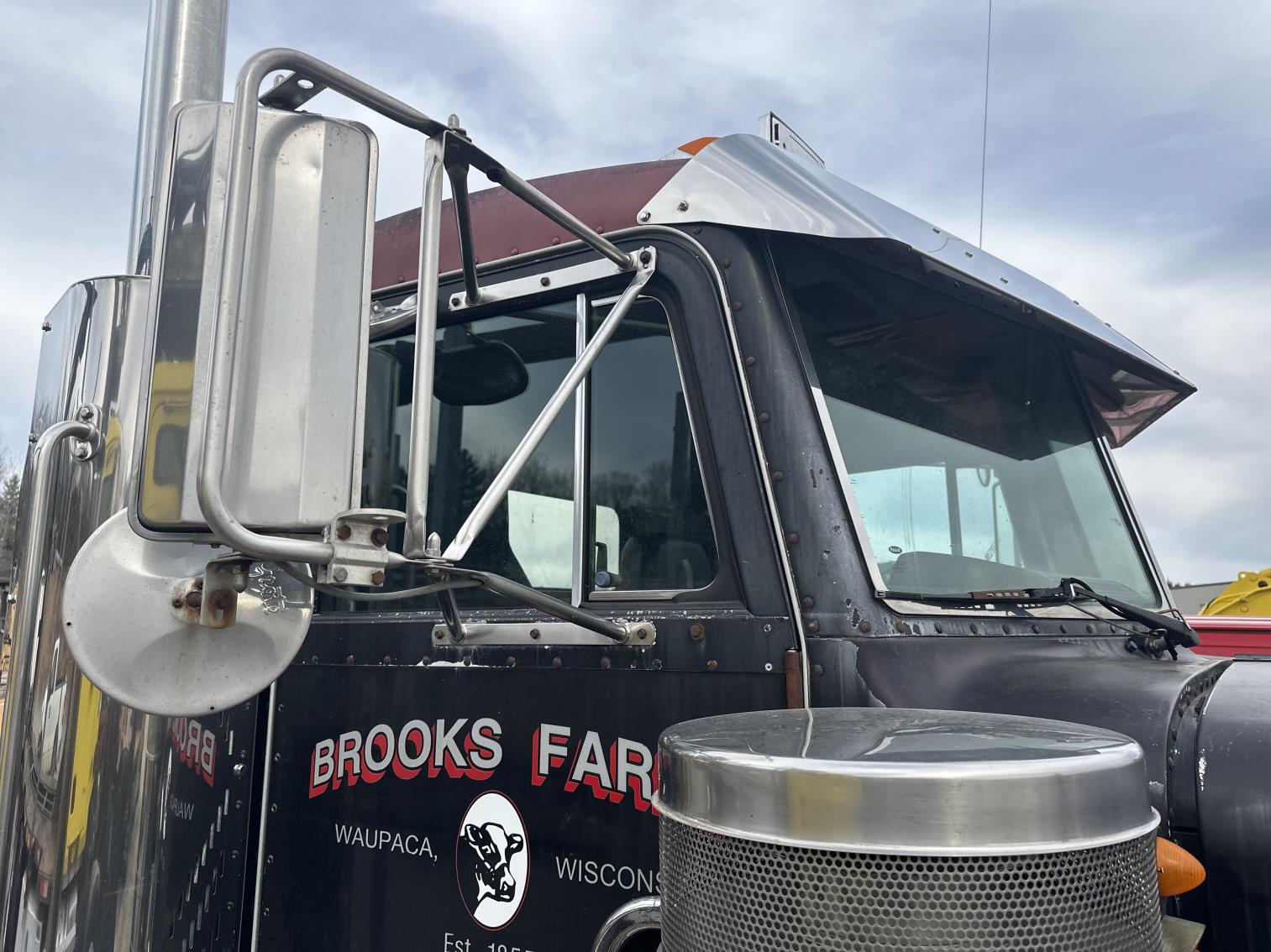 1993 Peterbilt 379 Day Cab Truck Tractor