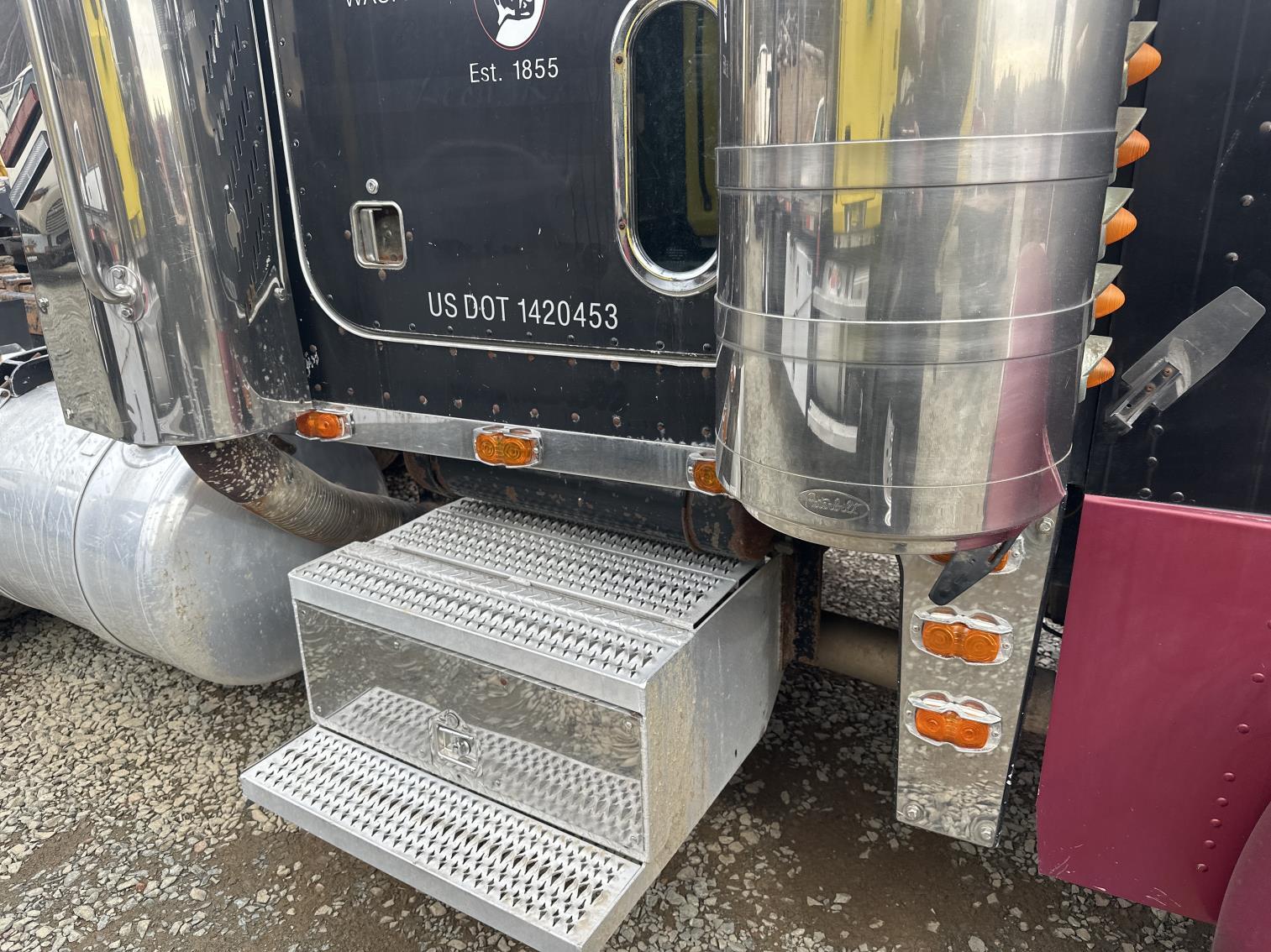 1993 Peterbilt 379 Day Cab Truck Tractor