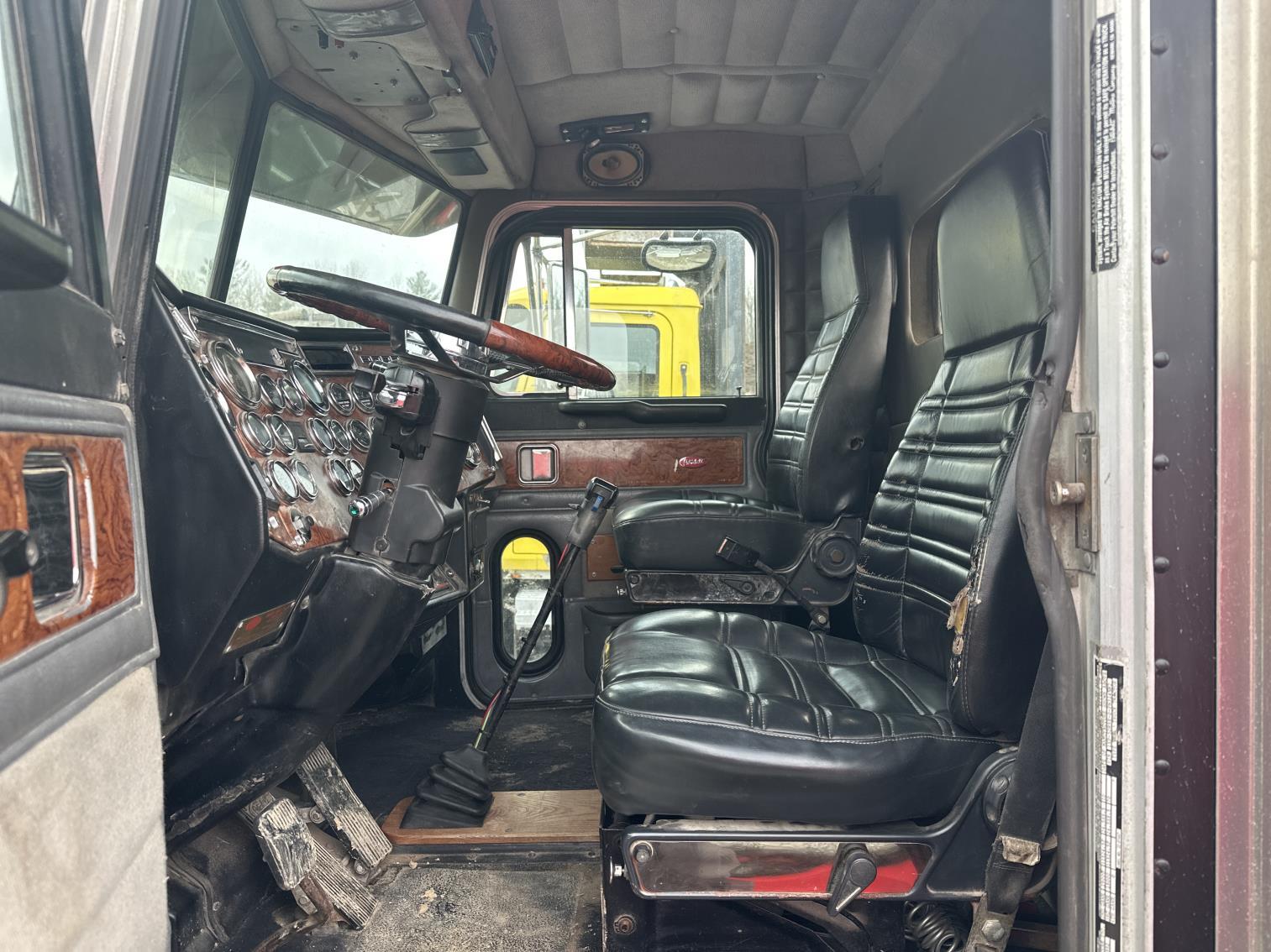 1993 Peterbilt 379 Day Cab Truck Tractor