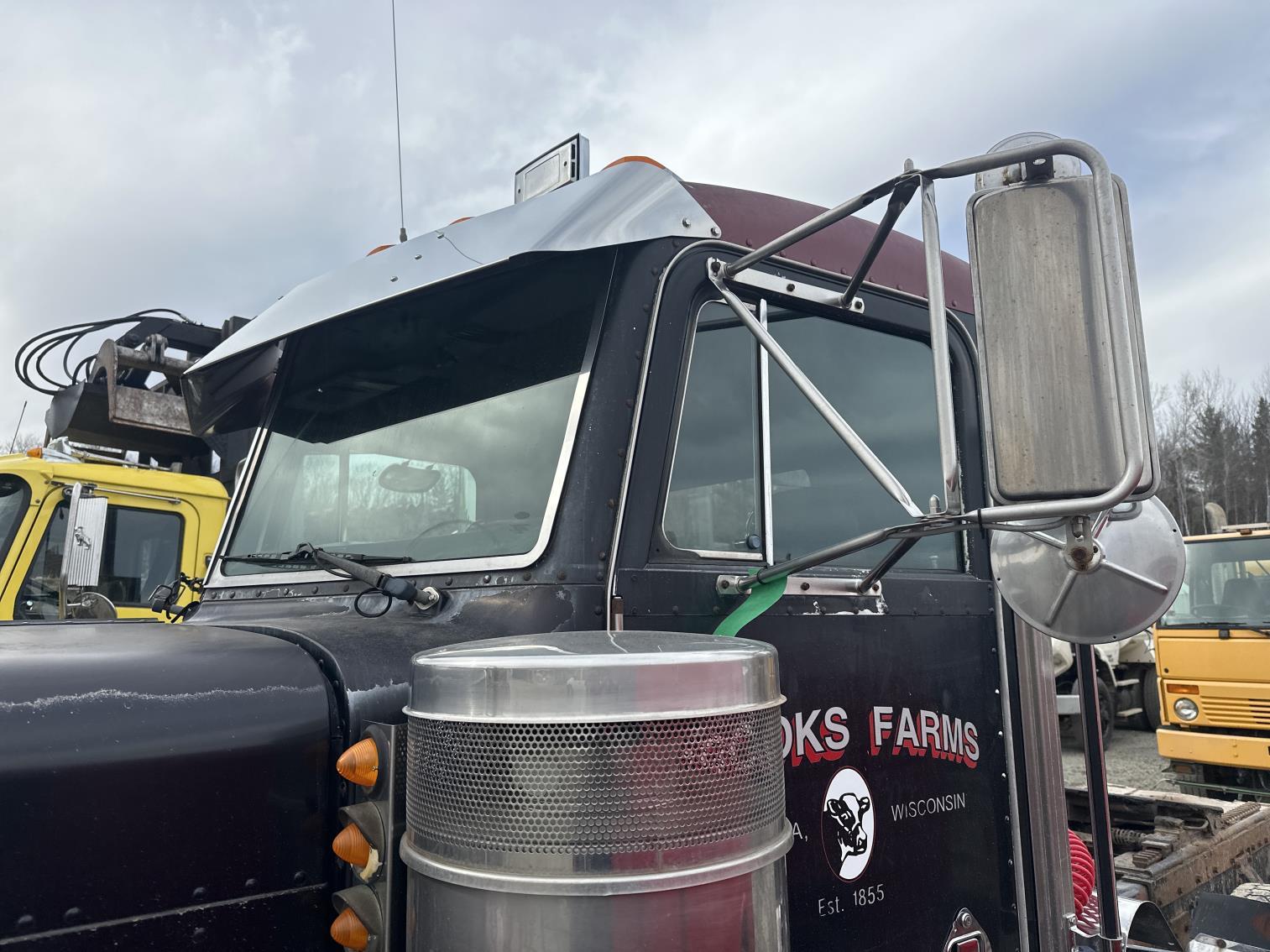1993 Peterbilt 379 Day Cab Truck Tractor