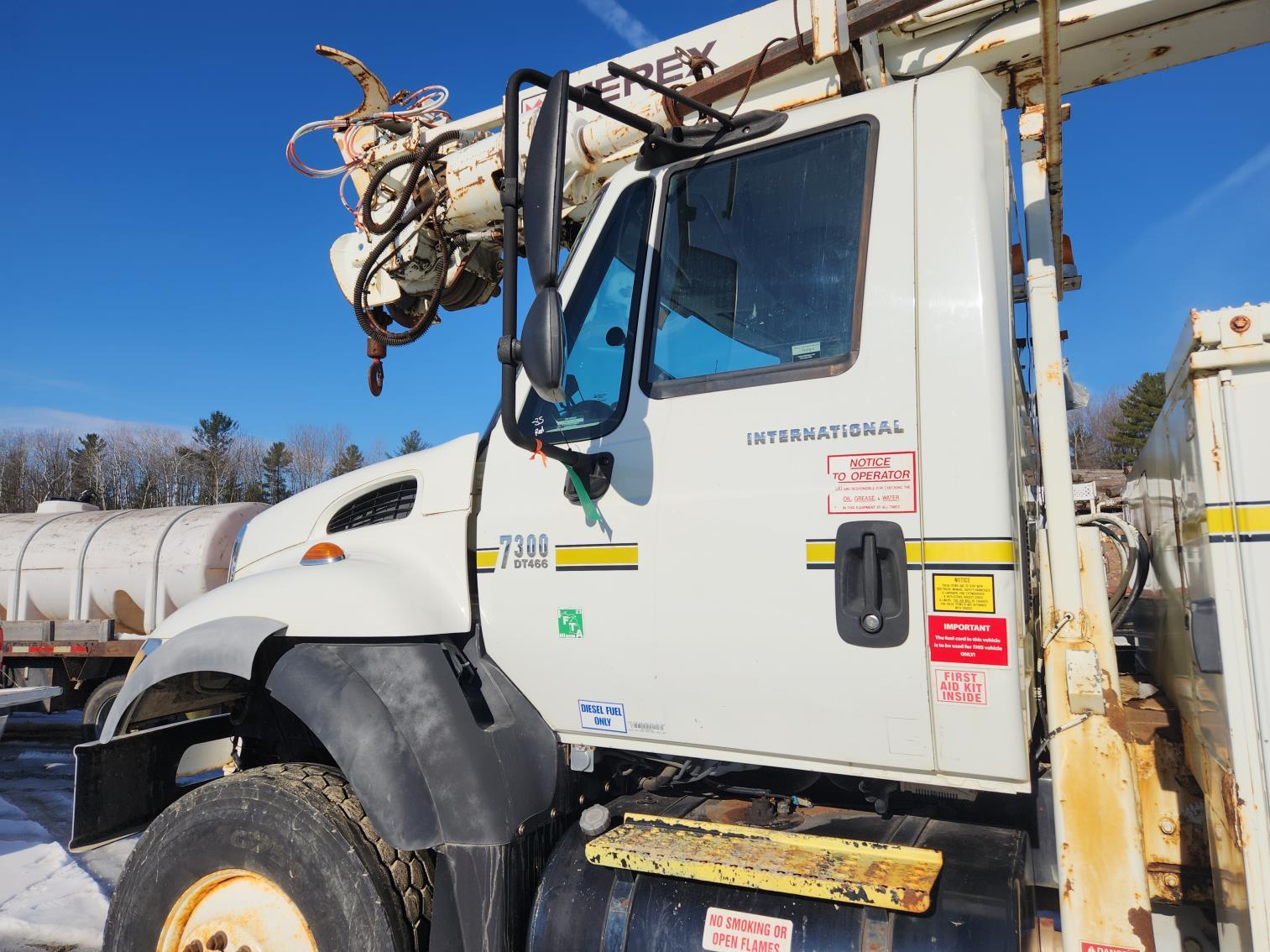 2006 International 7300 Sfa 4x4 Digger Derrick