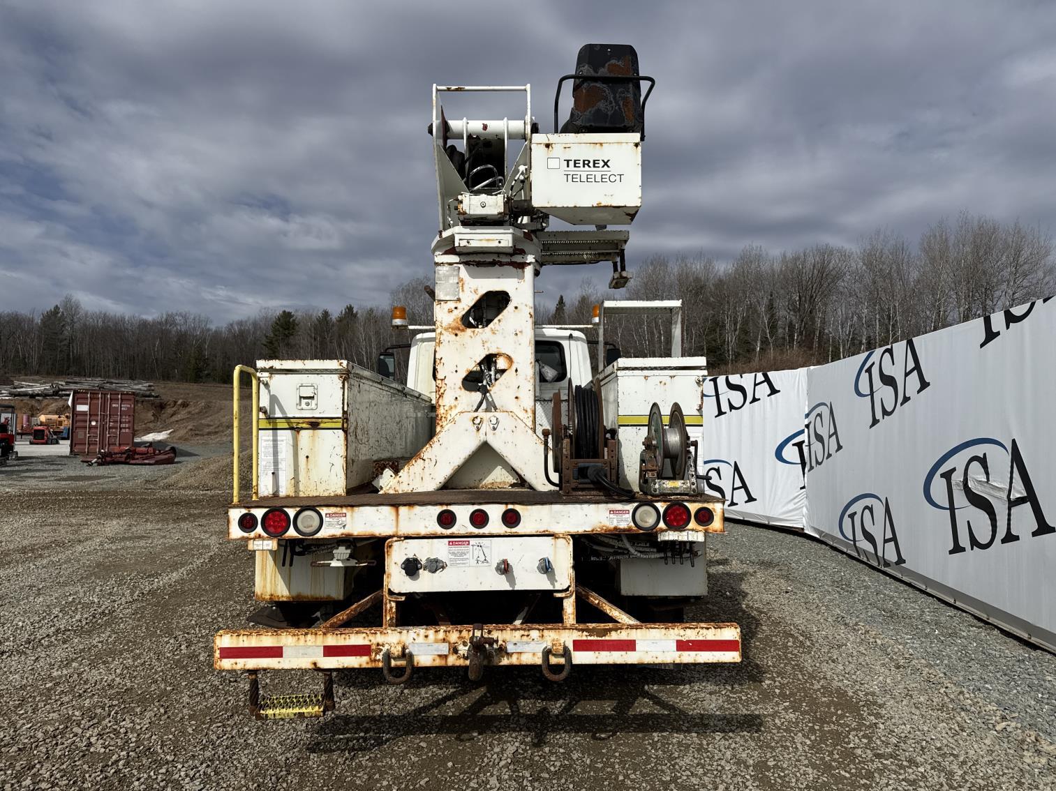 2006 International 7300 Sfa 4x4 Digger Derrick
