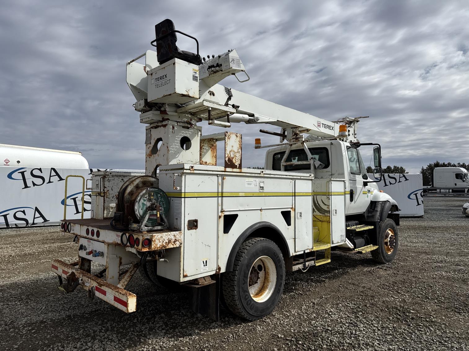 2006 International 7300 Sfa 4x4 Digger Derrick