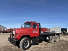 1976 Mack Dm 600 Straight Truck