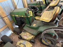 John Deere 116 Lawnmower