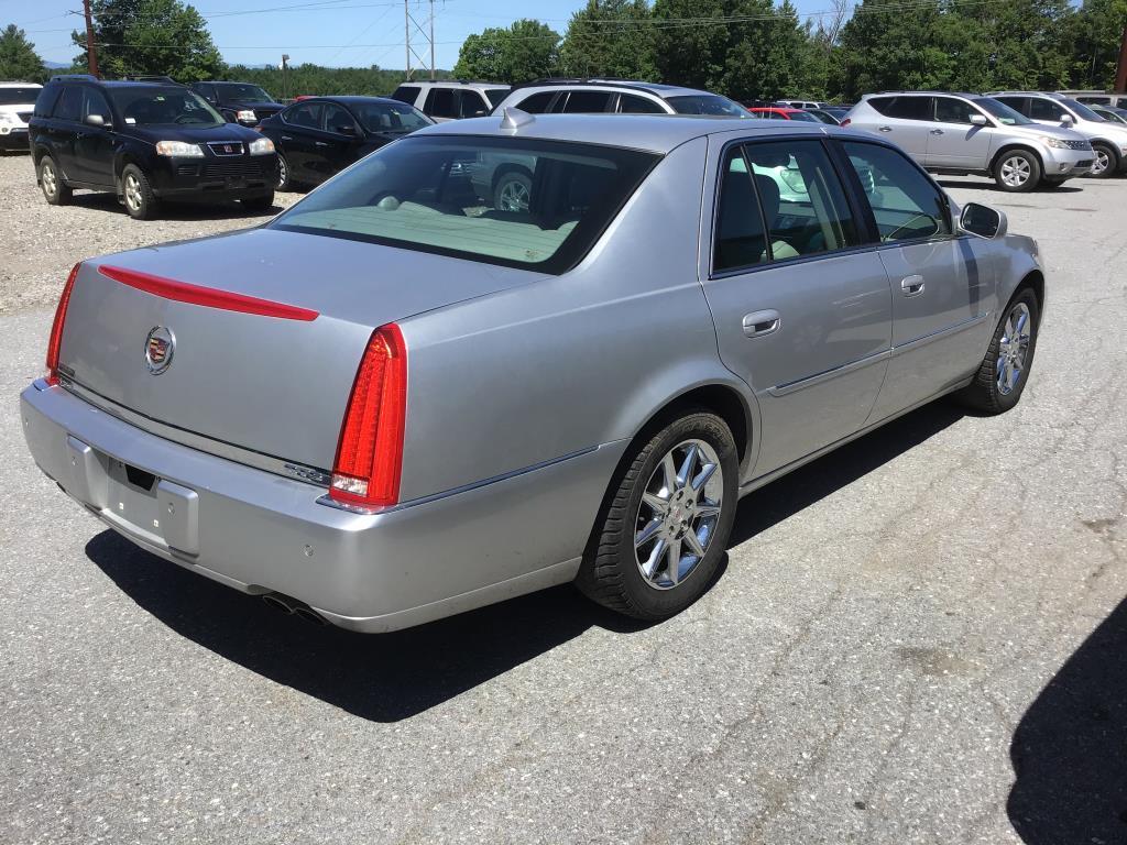 2010 Cadillac DTS