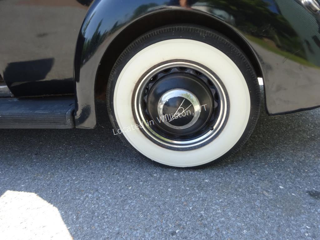 1937 FORD 2 DR CONVERTIBLE