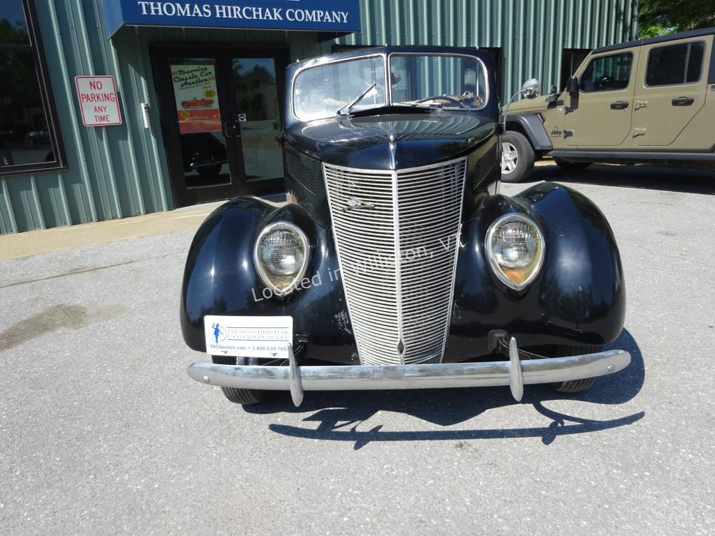 1937 FORD 2 DR CONVERTIBLE