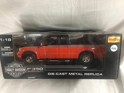 2004 F350 Harley Davidson, 1:18 scale, Maisto
