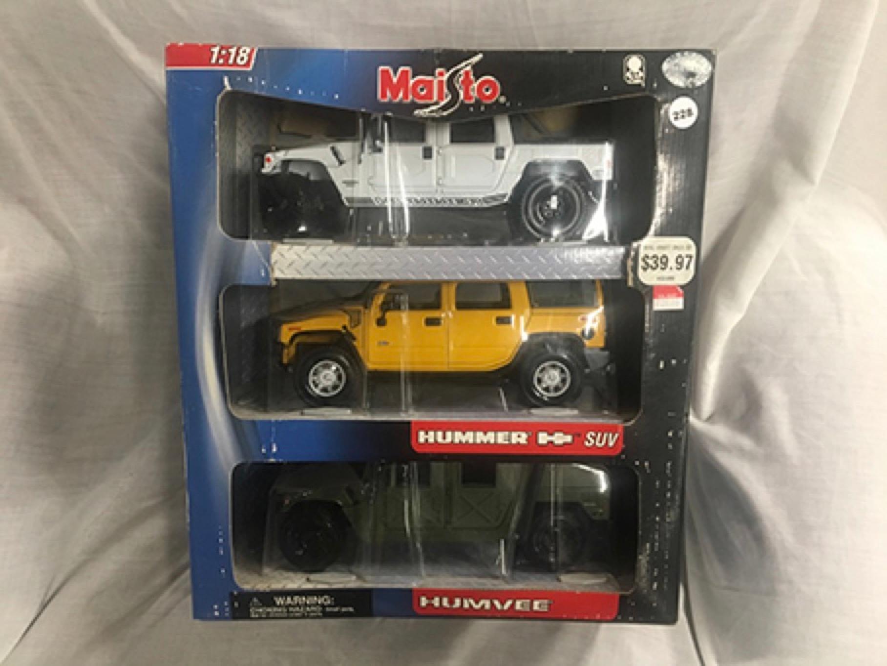 3 pack Hummer, 1:18 scale, Maisto