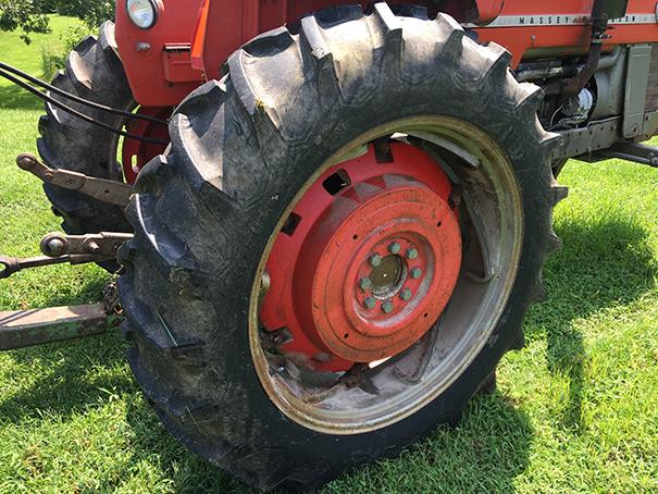 MF180 Perkins 3.9L 4cyl diesel, open station tractor, 6spd, 3pt, single hyd. outlet, 540 PTO