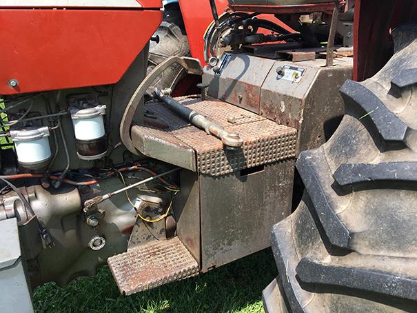 MF180 Perkins 3.9L 4cyl diesel, open station tractor, 6spd, 3pt, single hyd. outlet, 540 PTO