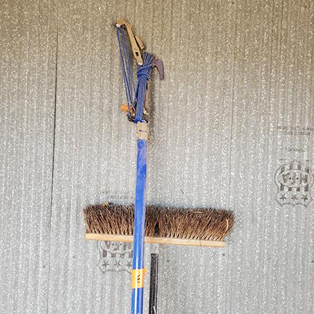 Pruner & broom