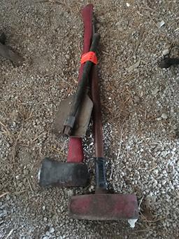 Axe, maul, folding shovel