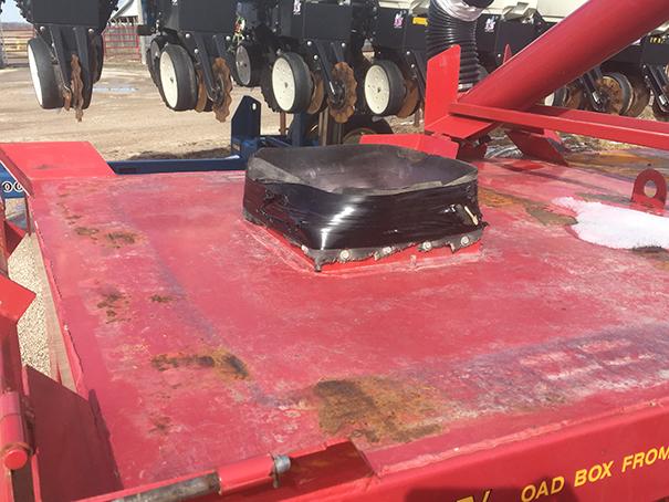 Friesen 2 Box Seed Tender