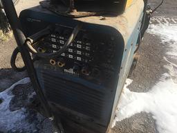 Miller LP AEAD 200 LE Welder Generator