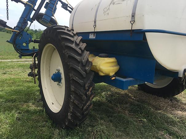 AG Systems Model 6400 liquid fertilizer applicator, Sells with Raven Control