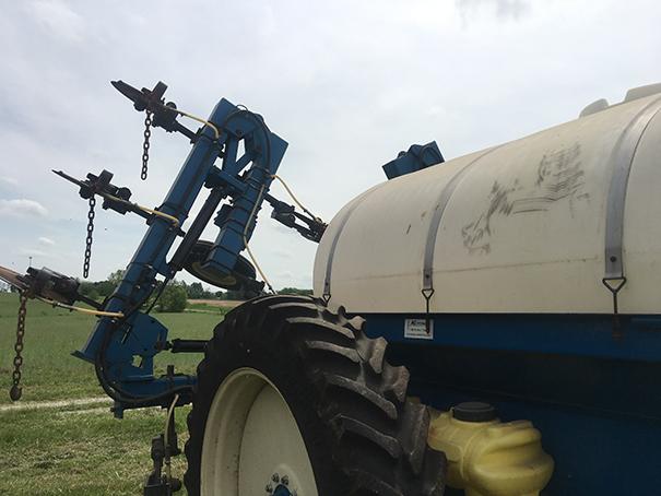 AG Systems Model 6400 liquid fertilizer applicator, Sells with Raven Control