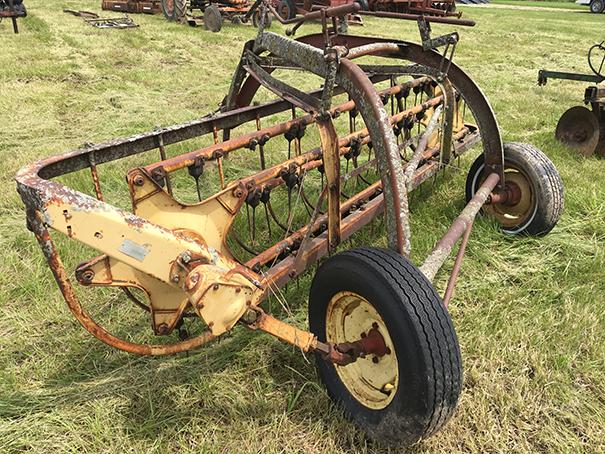 New Holland 56 side delivery rake