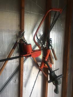 Hedge trimmers & saws