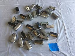 (30) North style Lugs