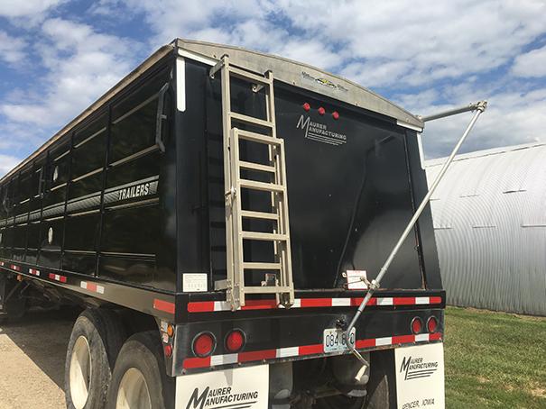 2010 Maurer 36 ft Hopper Bottom Trailer