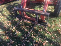 AC 185 Open Station Diesel Tractor, 3 pt, top link, 2 Hyd outlets, 18.4-30 tires