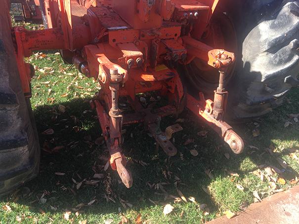 AC 185 Open Station Diesel Tractor, 3 pt, top link, 2 Hyd outlets, 18.4-30 tires