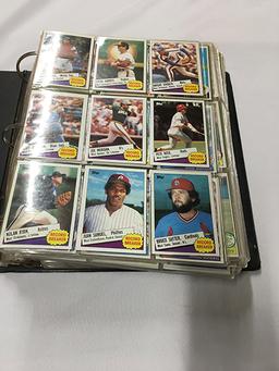 Notebook 1985 Topps No. 1-792 Set with Trade T1-T126