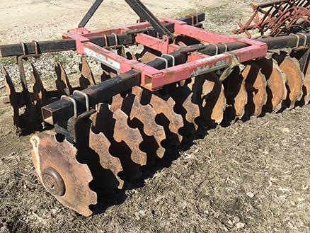McCormick 3pt., 7ft. Disk, notch blades