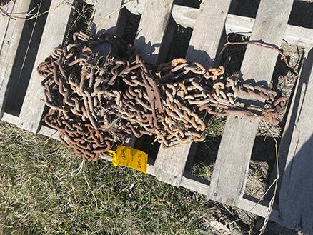 Tire chains fits Farmall Cub