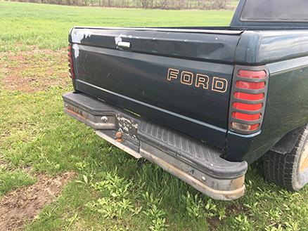 1995 Ford F150 XL, 2WD, Automatic,  6 cyl, Long Bed, Reg. Cab, 270,000 Miles.