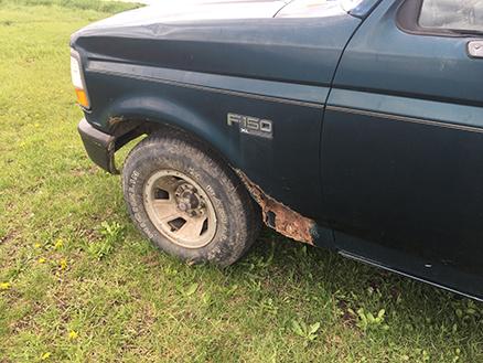 1995 Ford F150 XL, 2WD, Automatic,  6 cyl, Long Bed, Reg. Cab, 270,000 Miles.