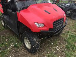 Honda Big Red RTV, 4WD, Windshield, Top, Dump Bed, 5983 Miles, Turns Over, Carburator issues