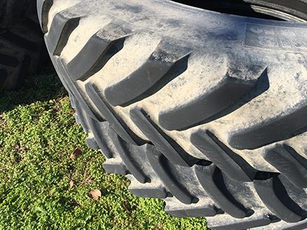 Set of Michelin VF420/95R50 Tires