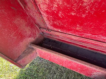 Feed Train T45, 3 Ton Portable Feeder w/ Calf Pass Rails
