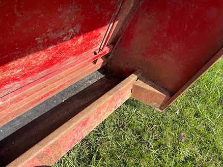 Feed Train T45, 3 Ton Portable Feeder w/ Calf Pass Rails