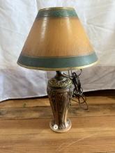 Roseville Florentine Lamp
