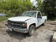 Salvage 1997 Chevy C1500, 2WD, Automatic, Ladder Rack, Reads 197,669 Miles