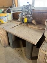 Black & Decker 10 in. Professional Radio Arm Saw