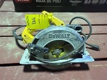 Dewalt 7 1/4 in. Circular Saw, Works