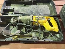 Dewalt Reciprocating Saw, Works