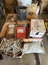Pallet of 5/8 in. X 9 in. Tube Speed Dowel & Rebar Risers, etc.