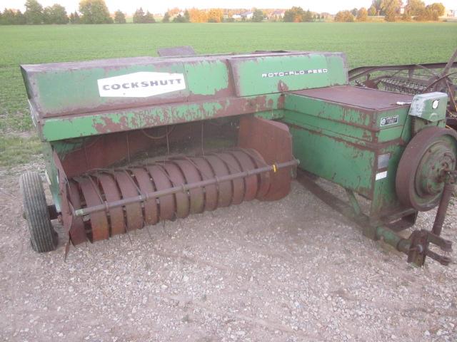 Cockshutt 620 Roto Feed Baler